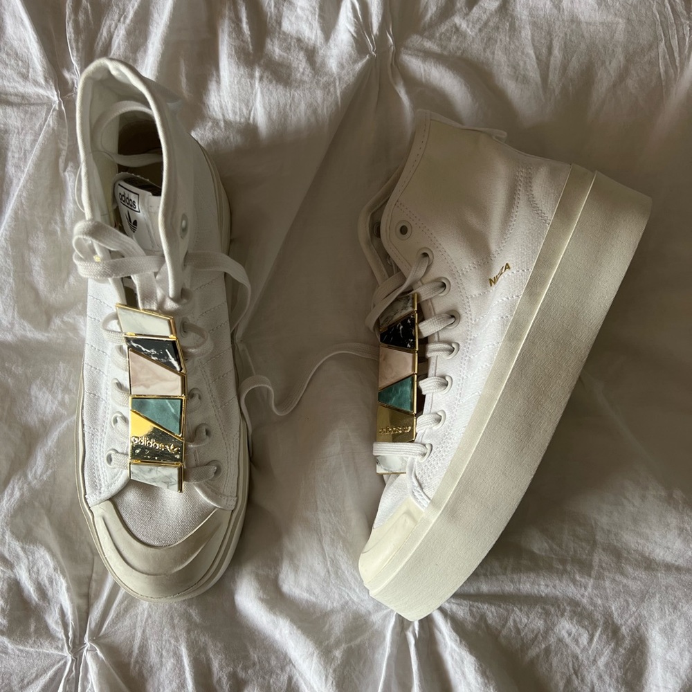 Adidas hight top sneakers